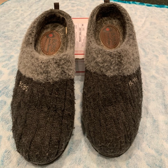 BOBS BU SKETCHERS SLIPPERS SIZE 8 GRAY - Picture 2 of 3